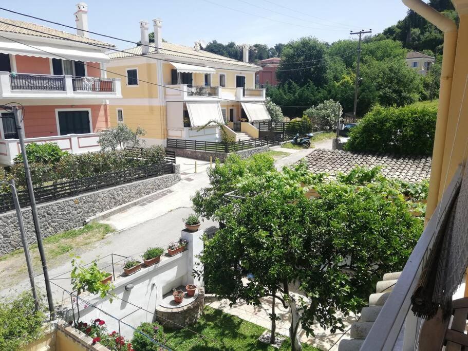 Sunny Stay Furnished Apartment In Kanoni Exterior foto